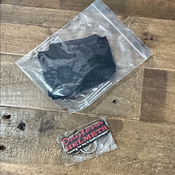 Daytona Helmets Half Skull Cap Motorcycle Helmet – DOT Approved - Picture 7 of 9